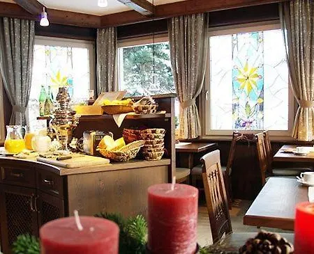 Hotel Garni Caroline Ischgl