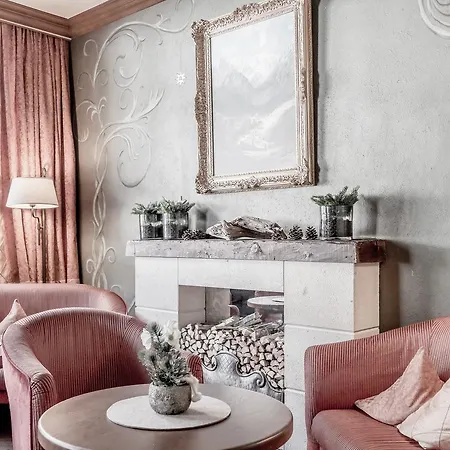 Szálloda Garni Caroline 4*