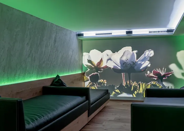 Hotel Garni Caroline Ischgl